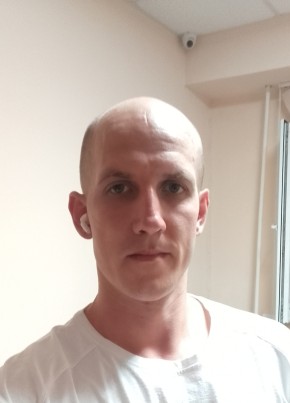 Sergey, 33, Russia, Surgut