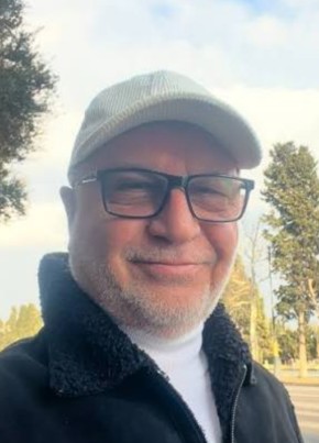 Antonio George из London 65 лет