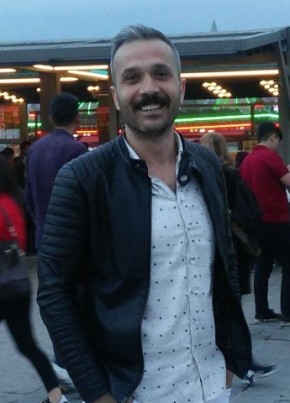 Tuğrul, 32, Türkiye Cumhuriyeti, Sivas