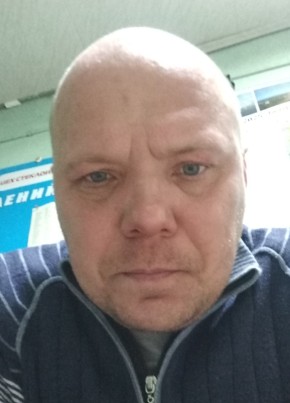 Иван из Южноуральска 38 лет