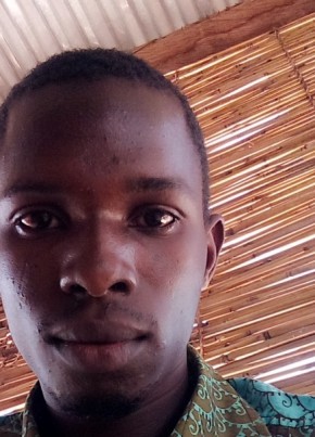 Koulchon , 27, Burkina Faso, Ouagadougou