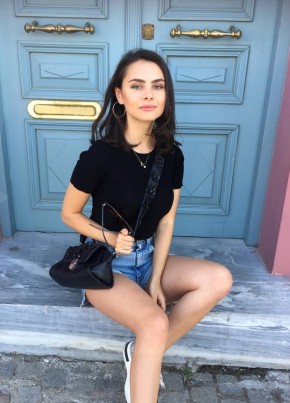Карина, 28, Россия, Калининград