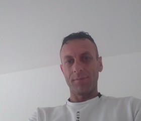 Aleksandar, 44 года, Offenbach (Hessen)
