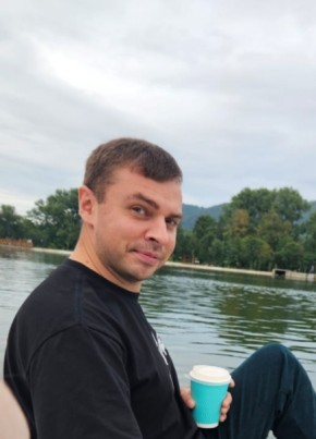 Кирилл из Владикавказа 34 года