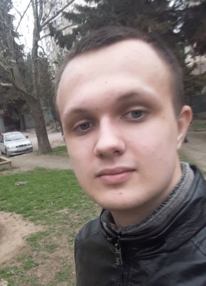 Андрей, 22, Россия, Алушта