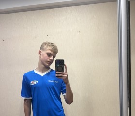 Matvey, 19, Krasnodar