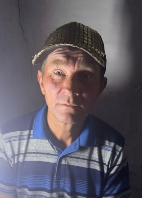 Константин из Астрахани 53 года