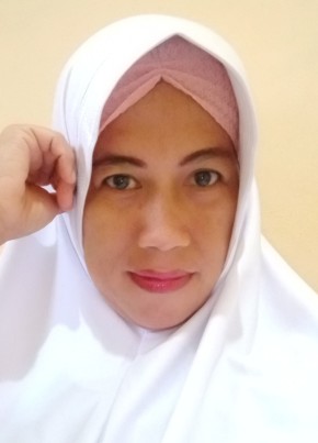 Maya Yanti, 47, Indonesia, Serpong
