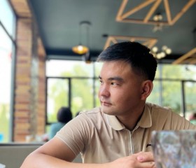 Erkin, 30, Bishkek