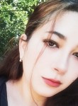 Khadiya, 21, Astrakhan