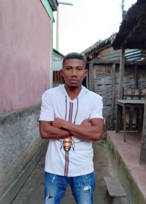 Aubin, 31, République de Madagascar, Antalaha