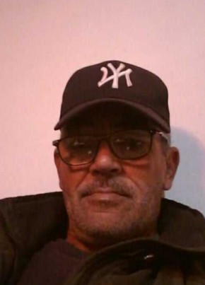 Ahmad из طنجة 61 год