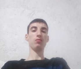 Bulat Bulat, 19, Khasavyurt