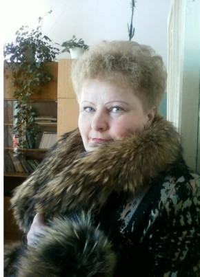 Лариса, 54, Россия, Красновишерск