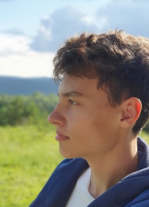Дмитрий из Таштагола 22 года