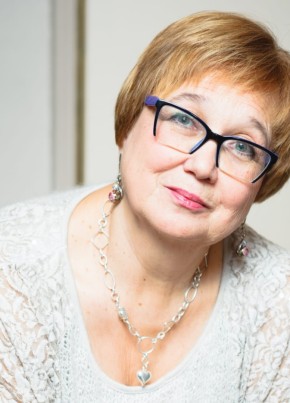 Елена , 65, Россия, Москва