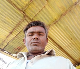 Shafaqat hussain, 29, Mandi Bahauddin