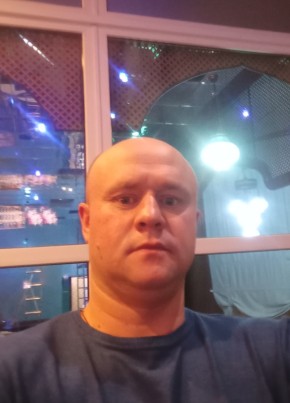 Александр из Тотьмы 42 года
