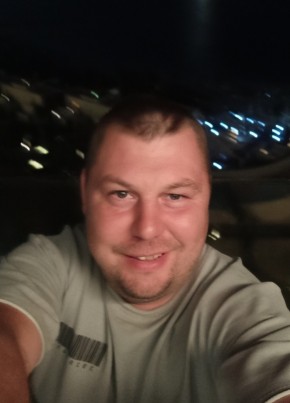 Юрий, 41, Россия, Тюмень