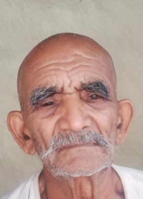 Ravi, 18, India, Shāhganj