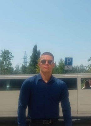 Даниил из Москвы 25 лет