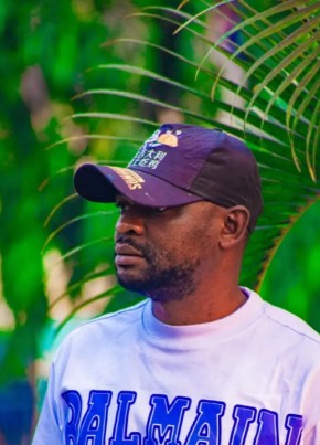 Pitshou из Kinshasa 38 лет