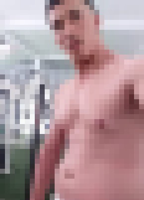 James из Oran 28 лет