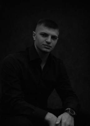 Леонид из Владикавказа 20 лет