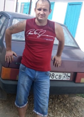 Александр, 40, Россия, Новоалександровск