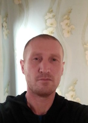 Роман, 44, Россия, Усть-Уда