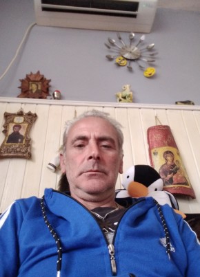 Емил Петков, 48, Република България, София