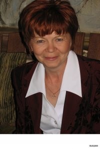 Лариса, 72, Россия, Санкт-Петербург