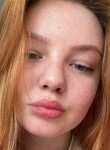 Alina, 24  , Moscow