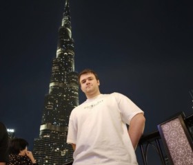 Zhenya, 22, Saint Petersburg