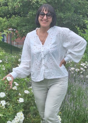 Mila из Wiesbaden 63 года