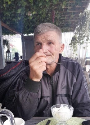 Олег из Южно-Сахалинска 59 лет