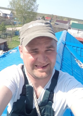 Олег, 40, Россия, Конаково