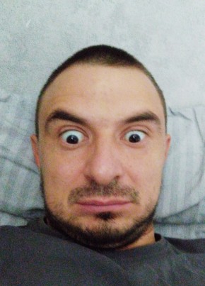 G, 18, Russia, Moscow