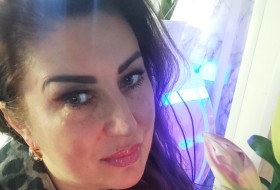 Selena, 51 - Just Me