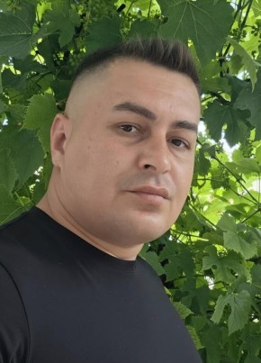Паша из Bălți 37 лет