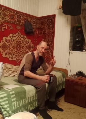 Алекс из Подосиновеца 18 лет