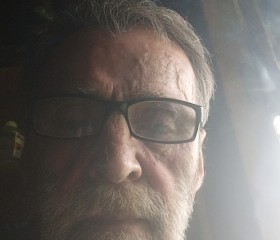 Vasilev Boris i, 70, Saint Petersburg