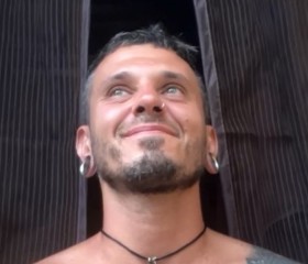 Misha, 38, Ho Chi Minh City