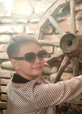 Наталья из Арсеньева 42 года