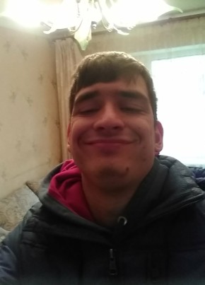 Артем, 21, Россия, Базарный Карабулак