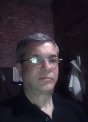 Оliver Cromvell, 49, Україна, Бердянськ