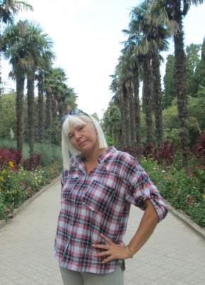 Юлиана, 60, Україна, Харків