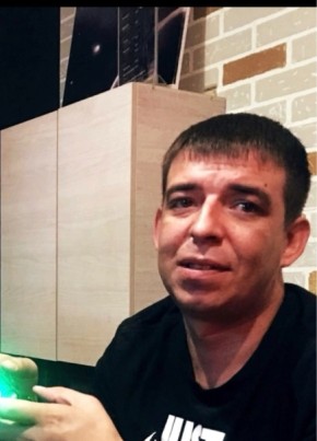 Владислав из Челябинска 35 лет