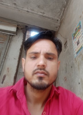 Raj, 18, India, Delhi