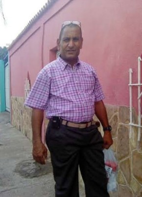 Carlos Flores, 54, Venezuela, Guacara